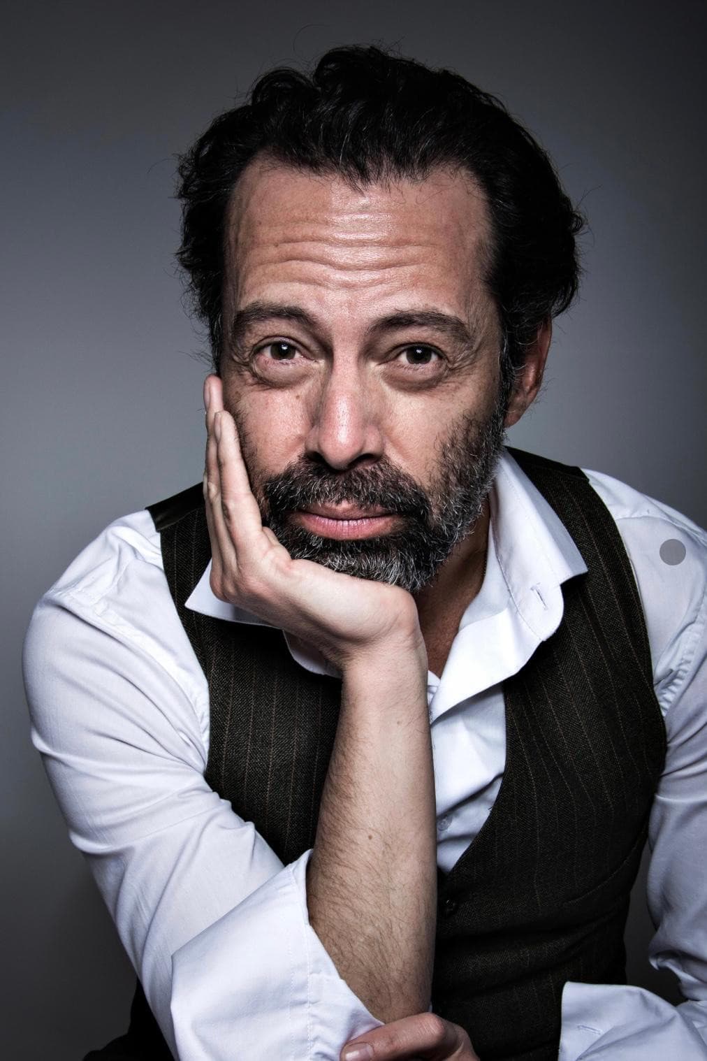 Fernando Arze Echalar profile