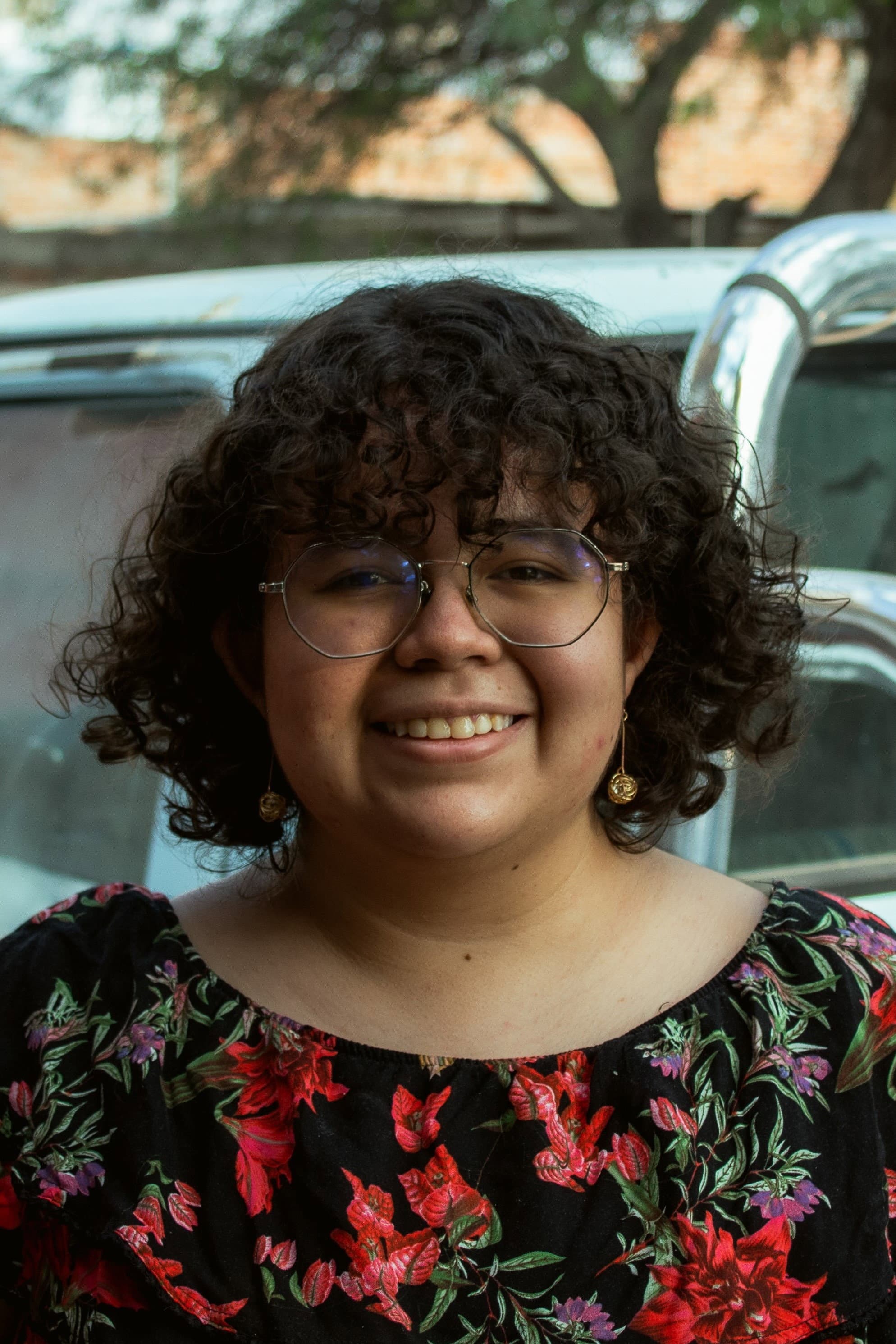 Lilia Olivares profile