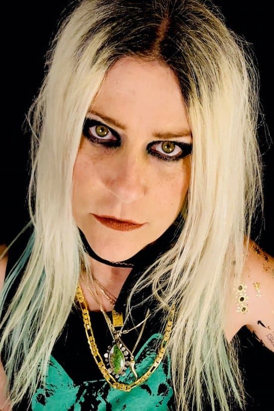 Donita Sparks profile