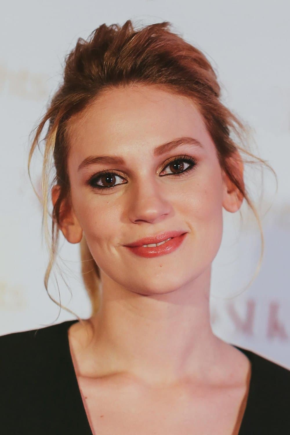 Farah Zeynep Abdullah profile