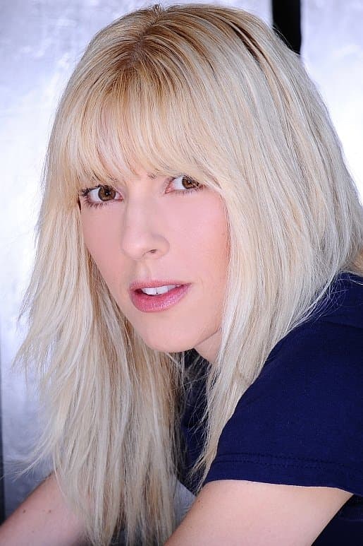 Riley Weston profile