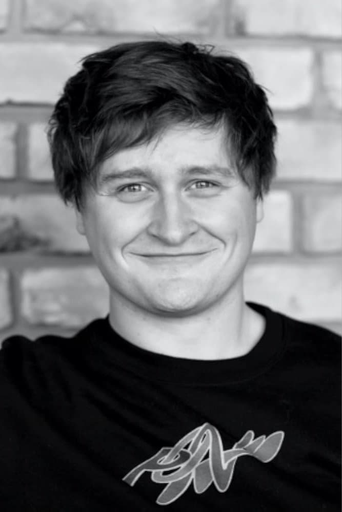 Oliver Ferris profile