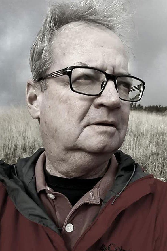 Kelly Connell profile