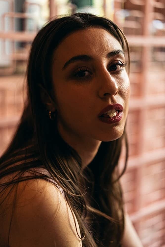 Madeleine Martin profile