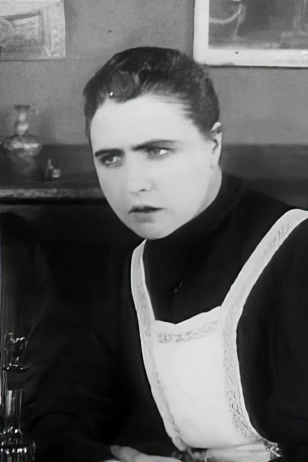 Suzanne Le Bret profile