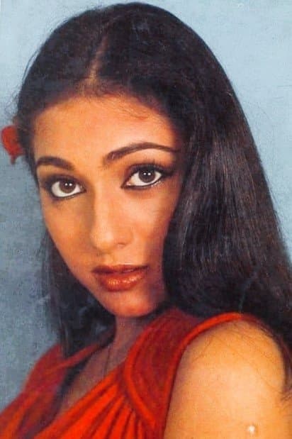 Tina Munim profile