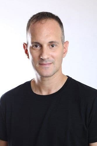 Oded Raz profile