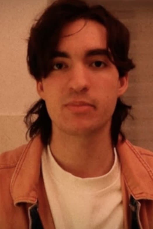 Julián Adrián profile