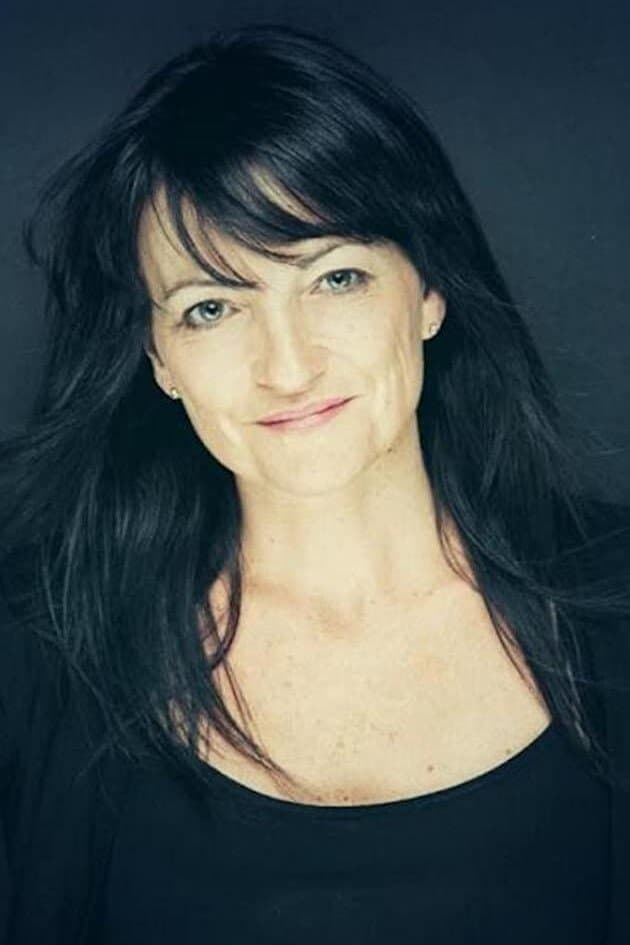 Julia Worsley profile