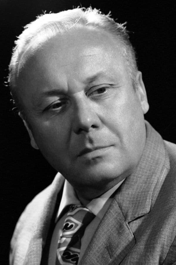 László Kozák profile