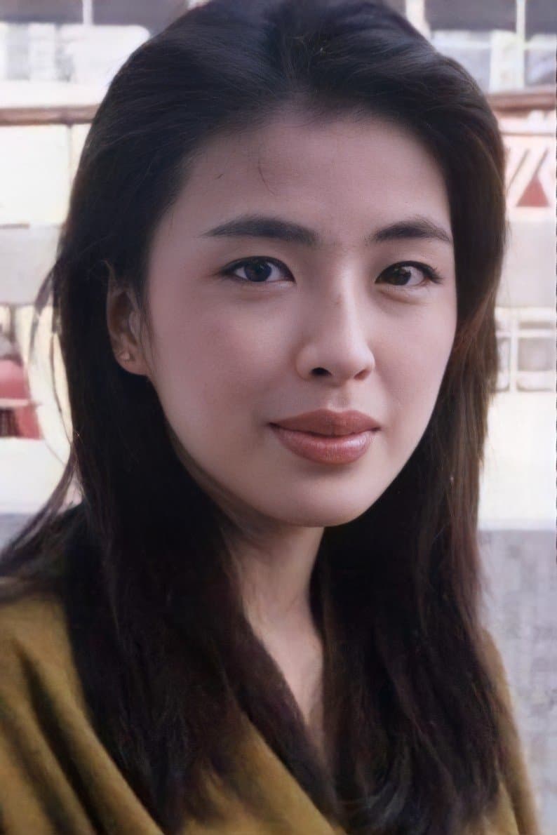 May Lo Mei-Wei profile