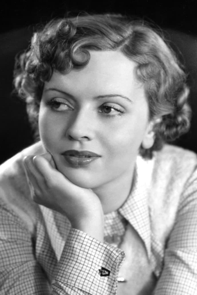 Gina Falckenberg profile