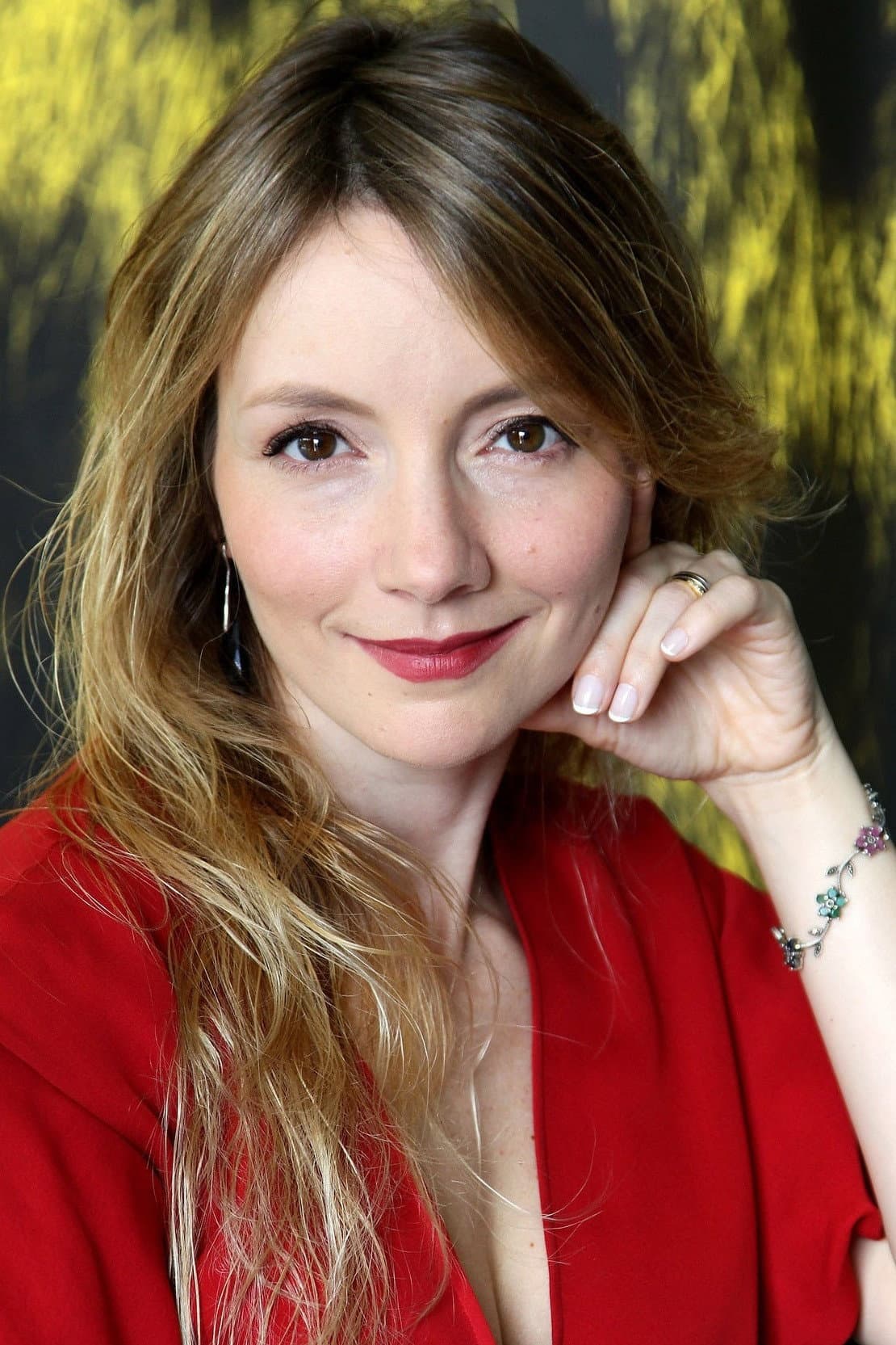 Djin Sganzerla profile