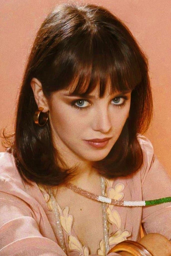 Isabelle Adjani profile