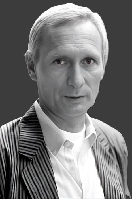 Arthur Brauss profile