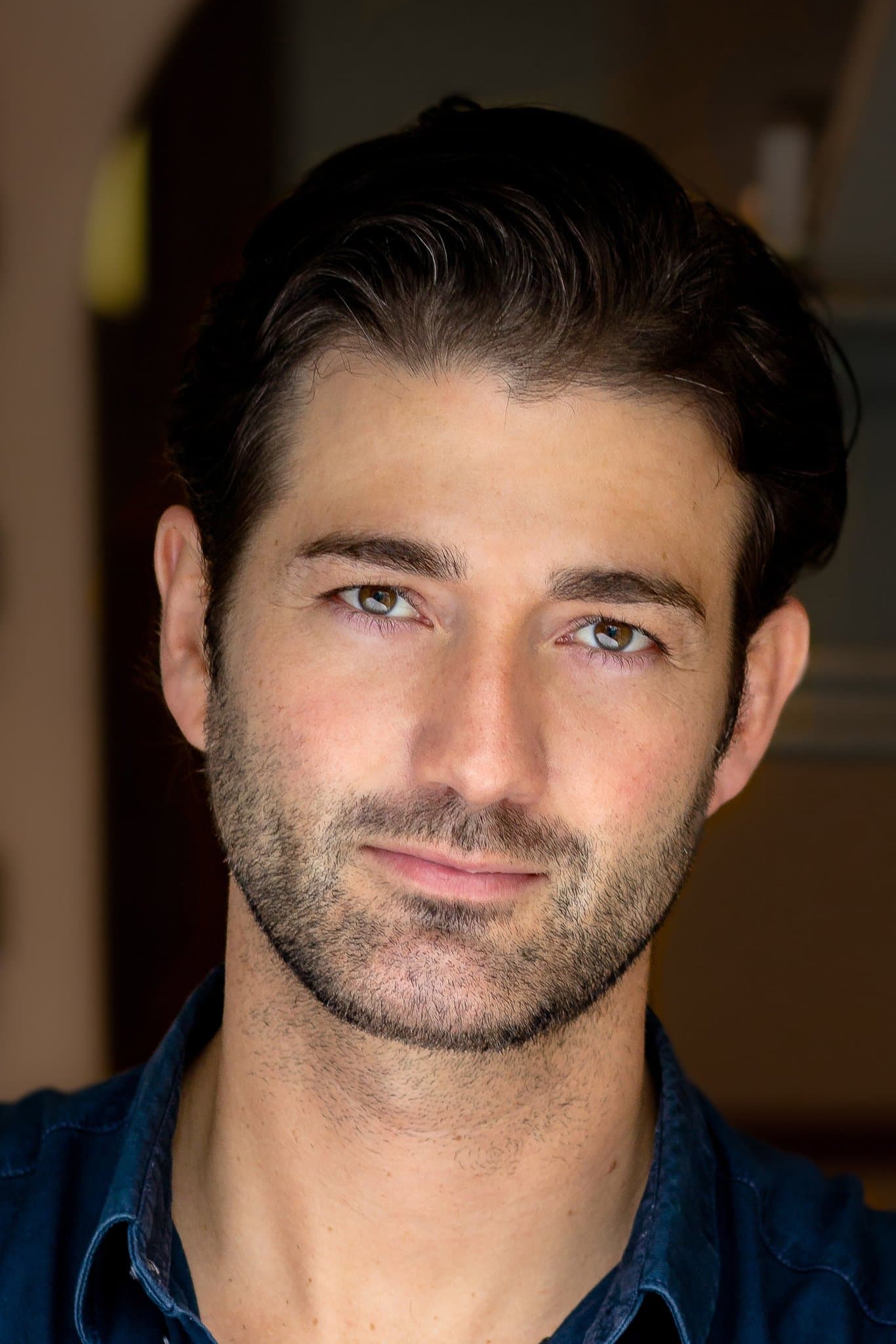 Oliver Tompsett profile