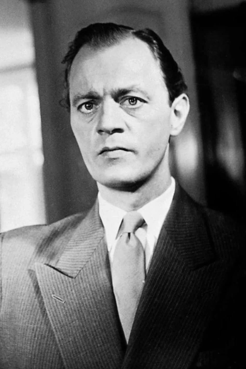 Nils Hallberg profile