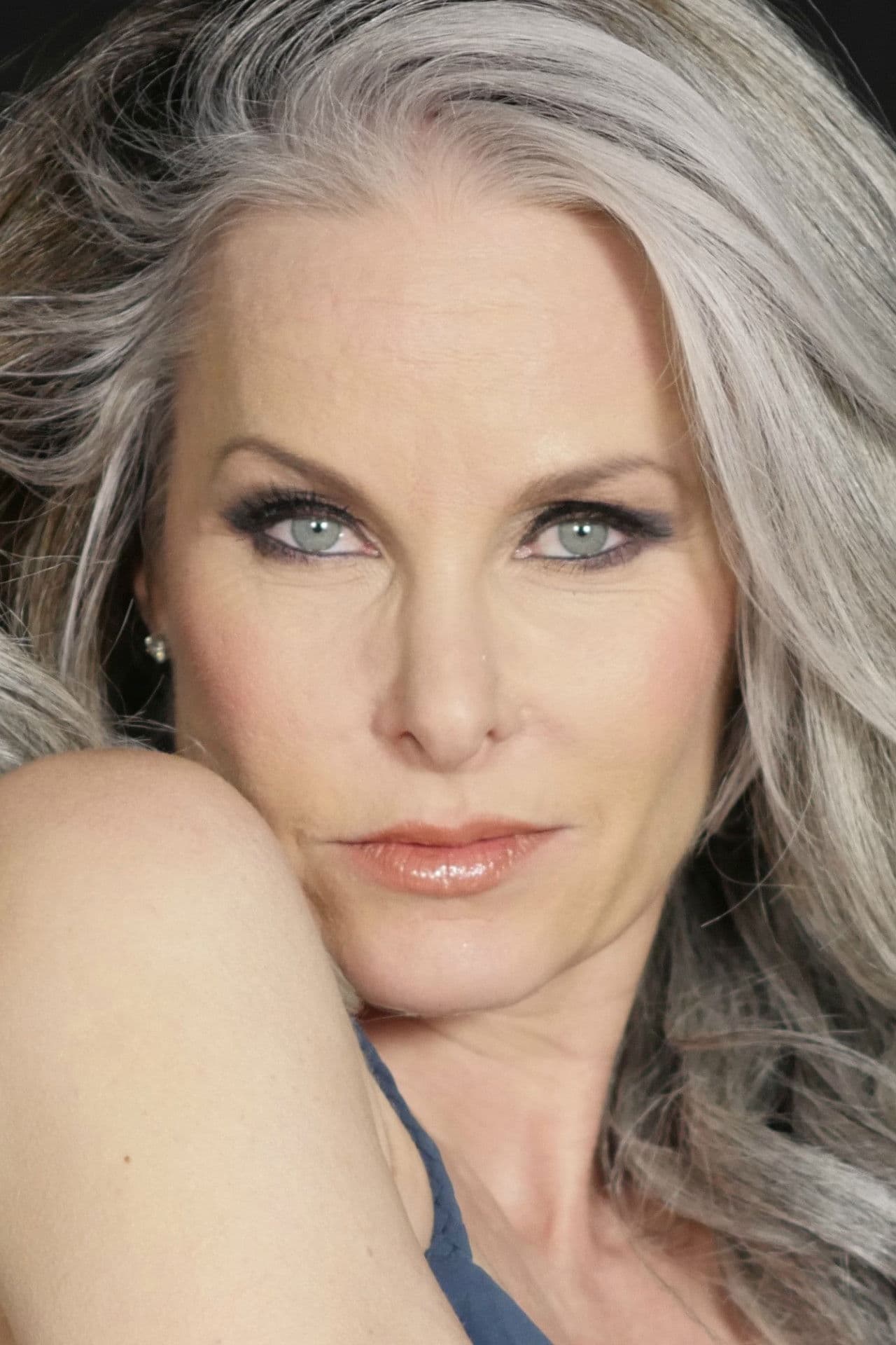 Monique Parent profile