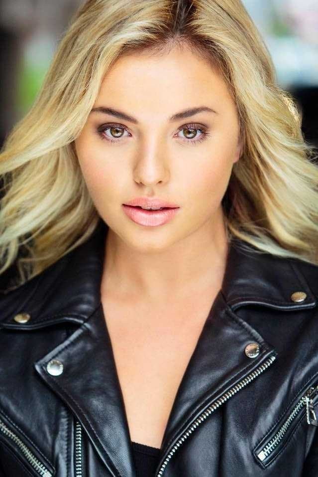 Victoria Baldesarra profile