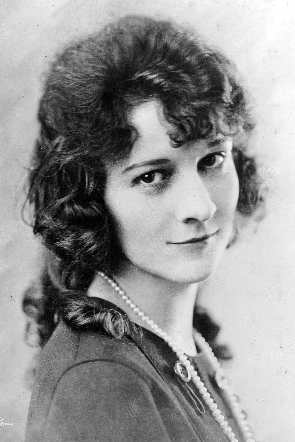 Carol Dempster profile