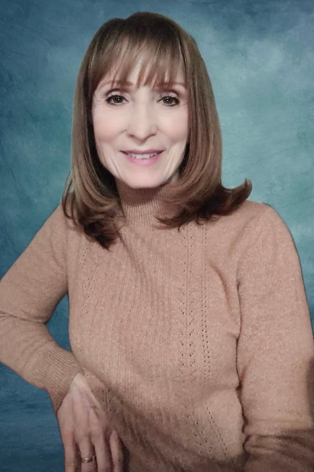 Elaine Apruzzese profile