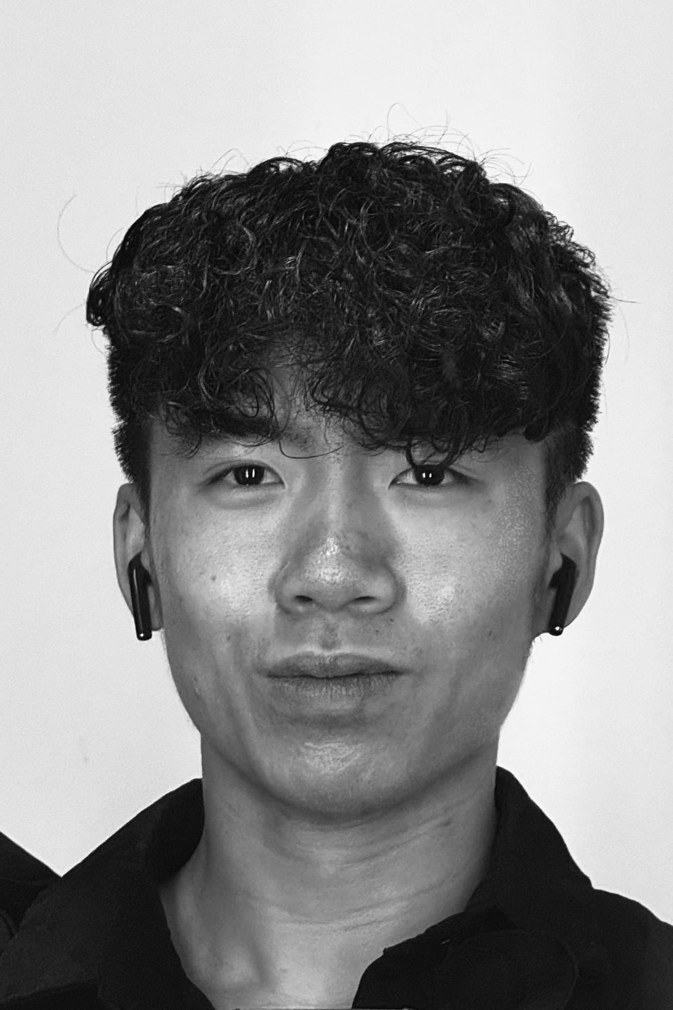 Minh Ngô profile