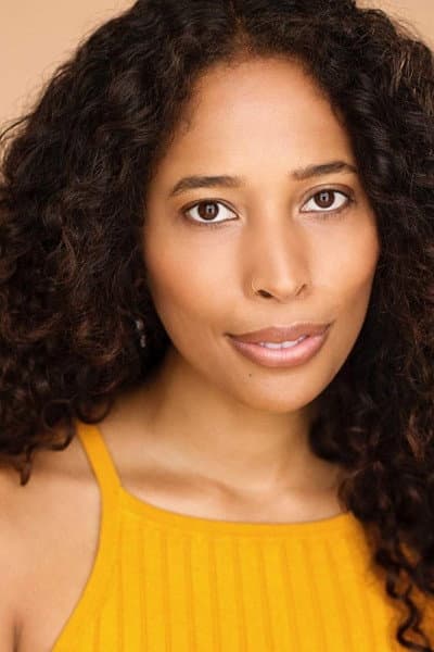 Sharae Foxie profile