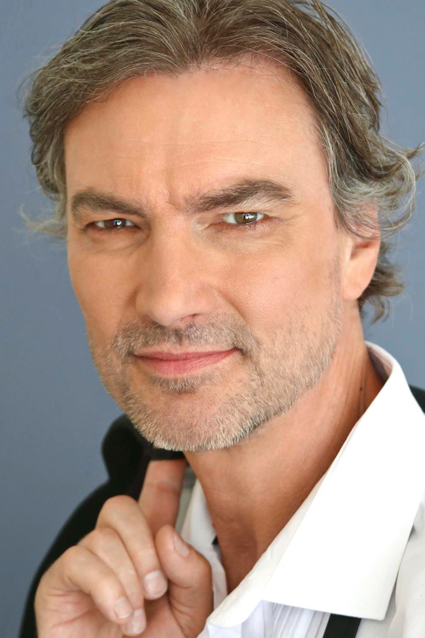 Clive Ashborn profile