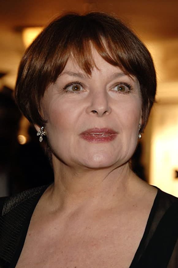 Isla Blair profile