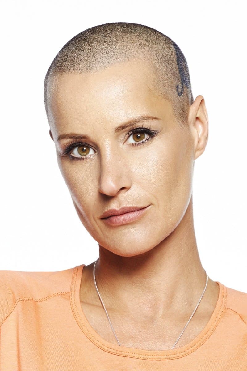 Ève Salvail profile