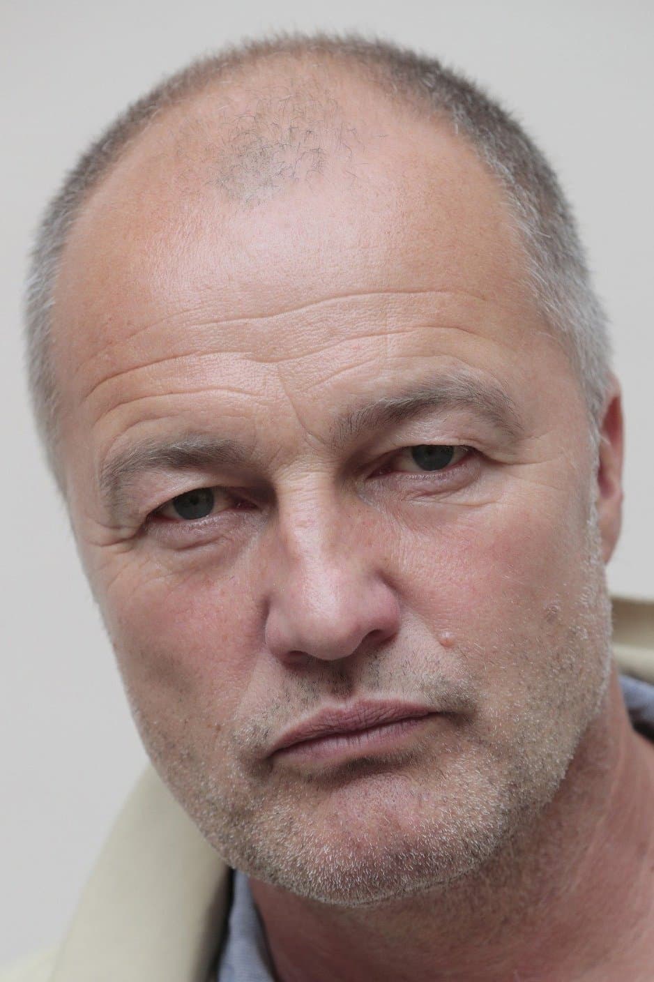 Lars Arentz-Hansen profile