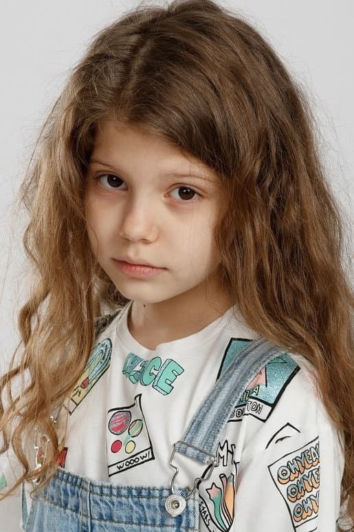 Julia Marcan profile