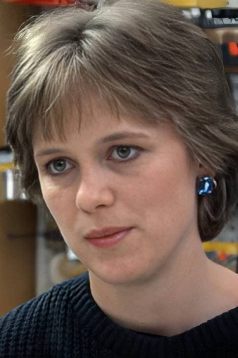 Louise Smith profile