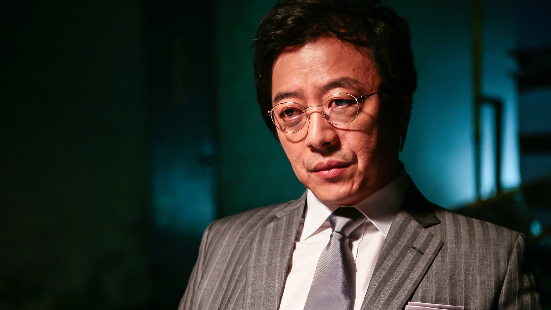 Circle of Crime backdrop