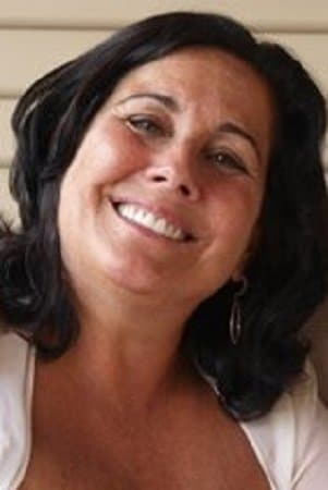 Gail DeFaria profile