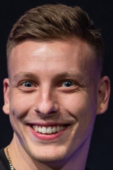 Felix Lobrecht profile