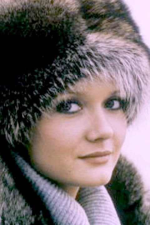 Mimi Coutelier profile