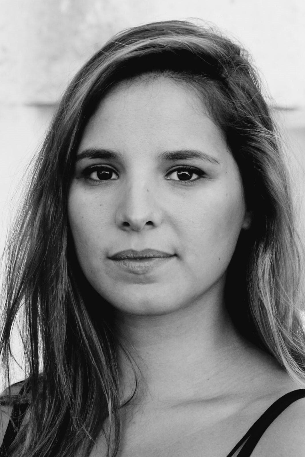 Manika Auxire profile