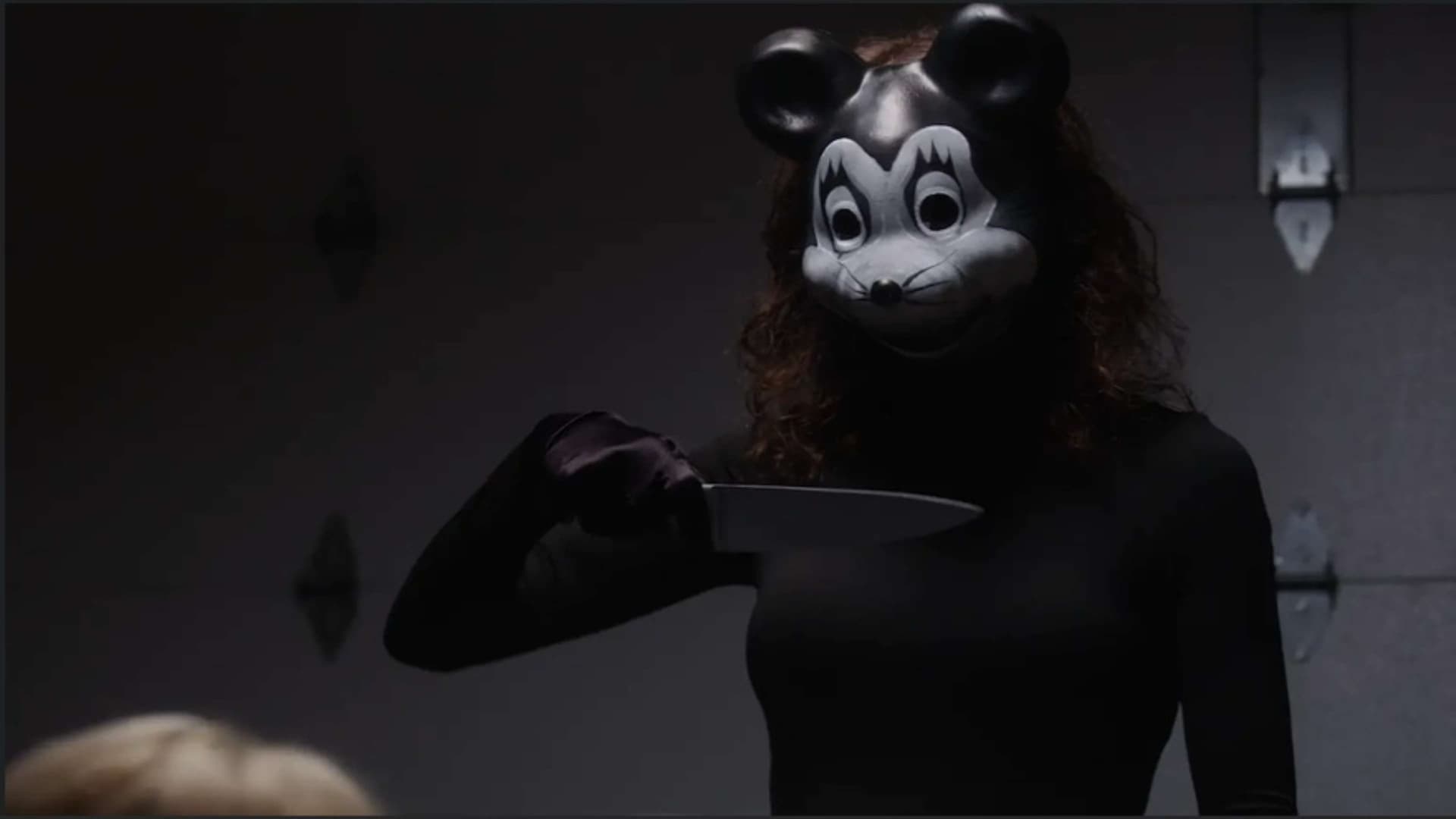 Minnie’s Midnight Massacre backdrop