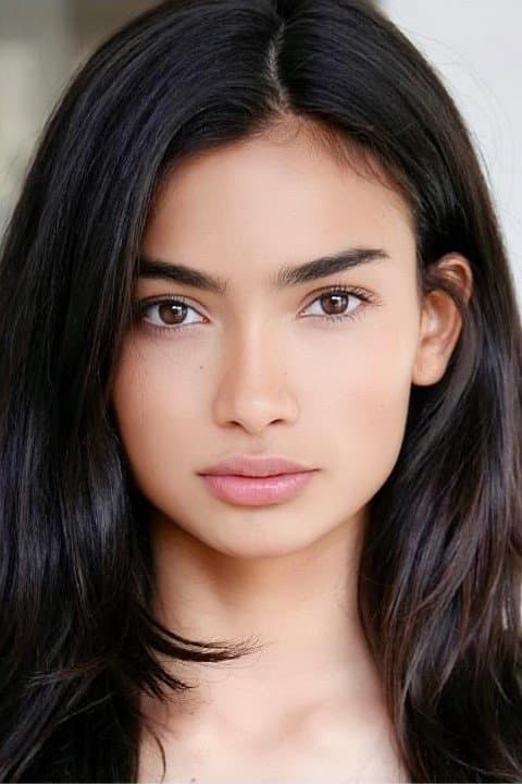 Kelly Gale profile