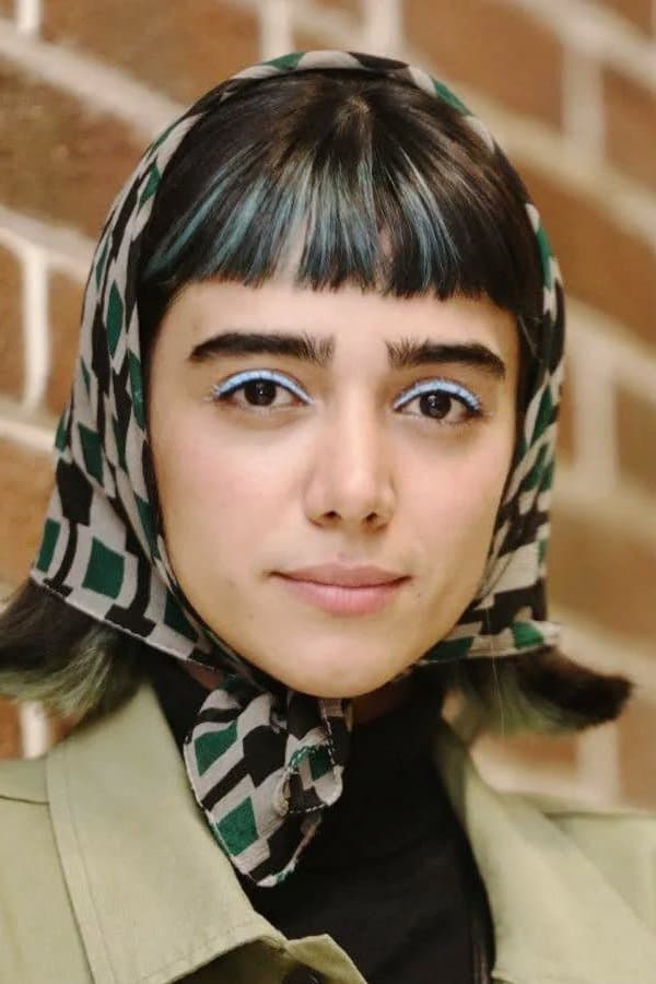 Melika Pazouki profile