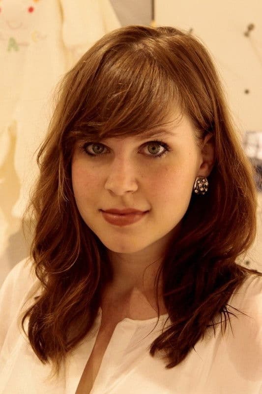 Carolinie Figueiredo profile