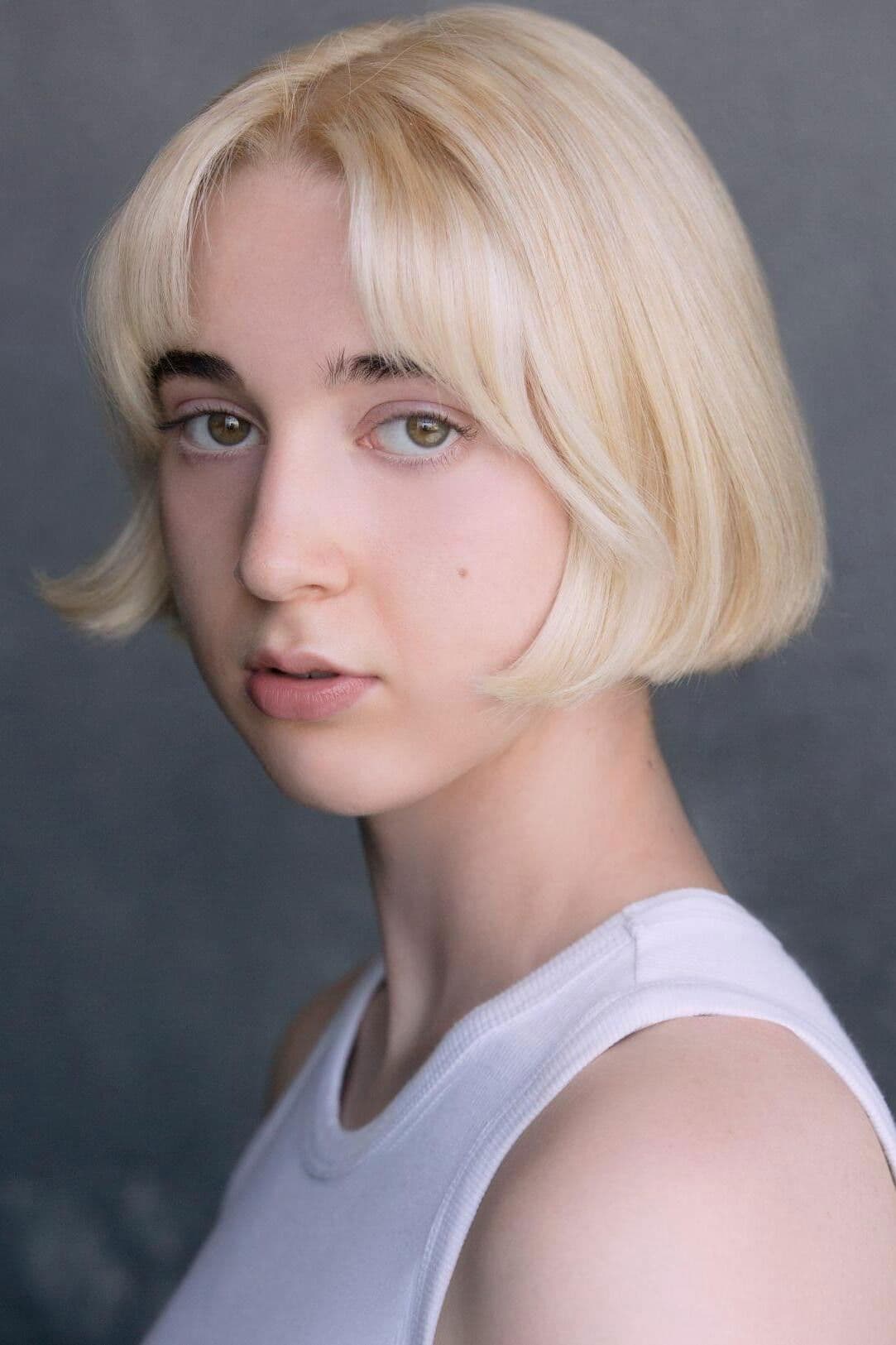 Maisie Ayres profile