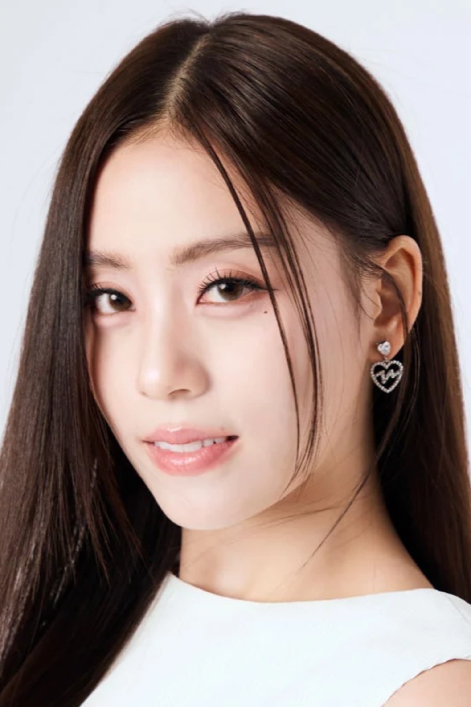 Natticha Chantaravareelrkha profile