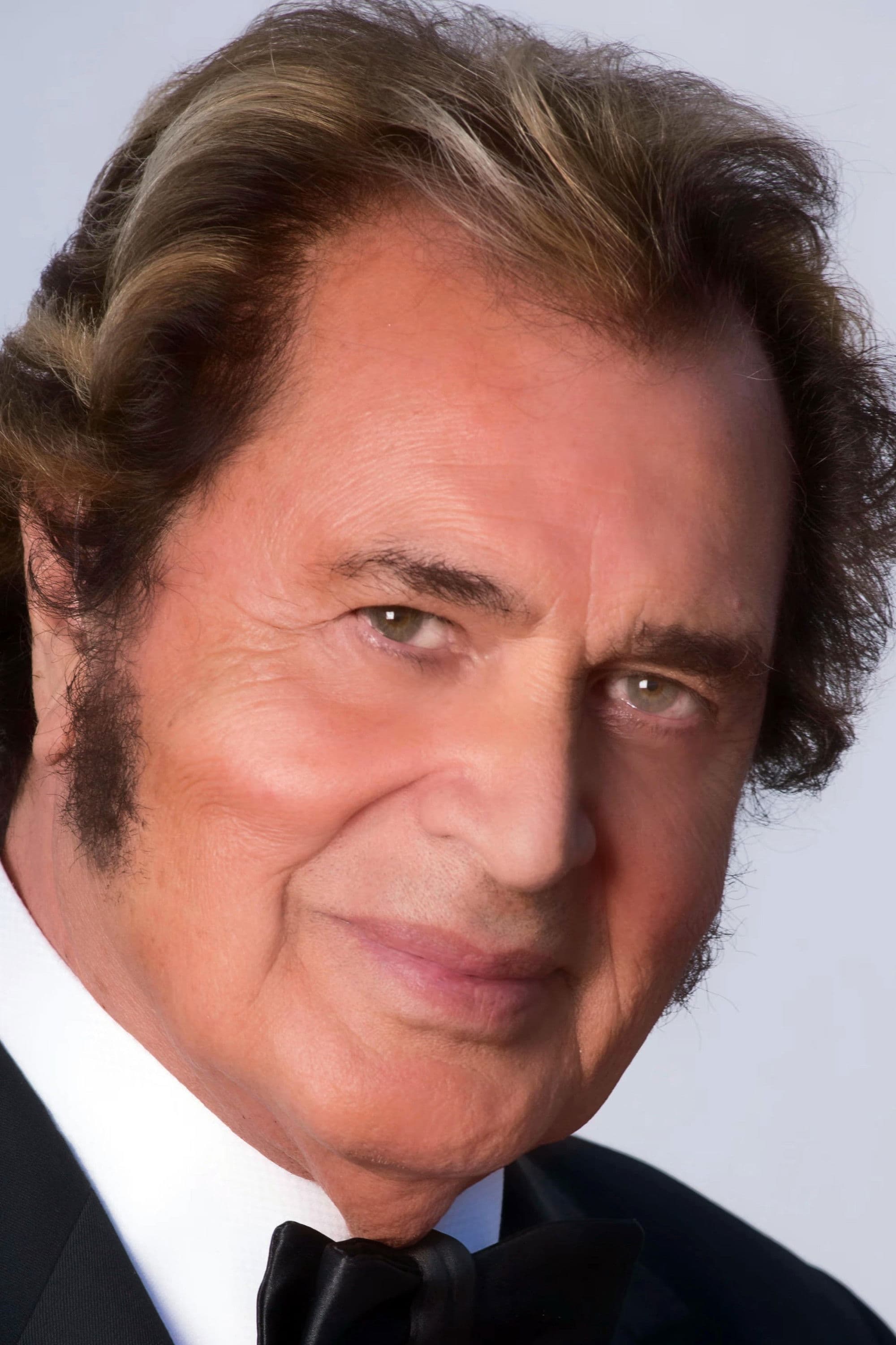 Engelbert Humperdinck profile