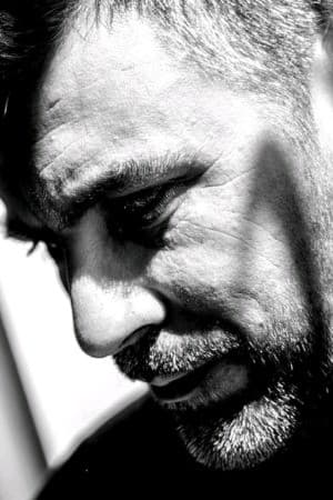 Néstor F. Dennis profile