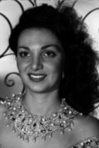 Leonora Amar profile