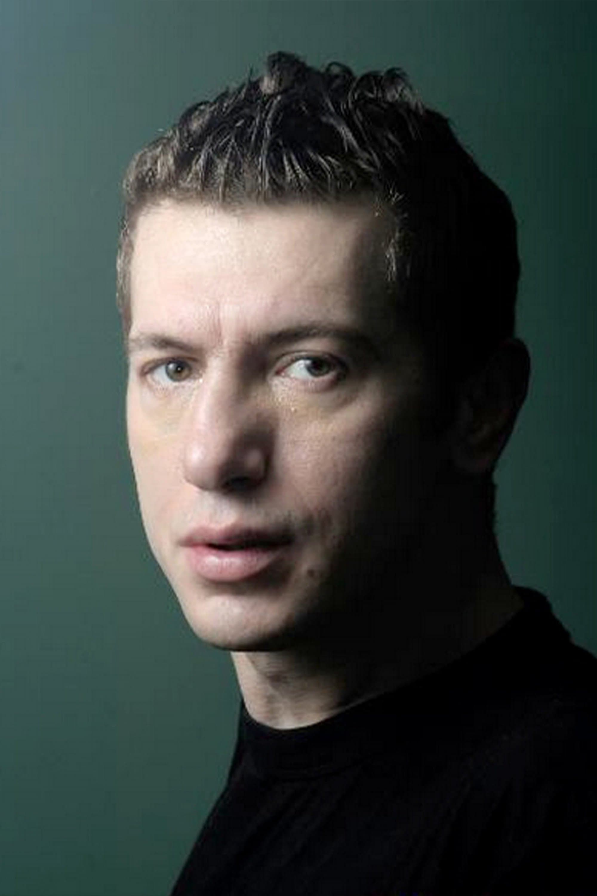 Orhan Eşkin profile