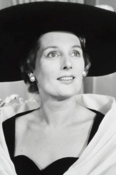 Ank van der Moer profile