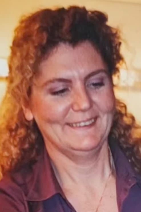 Gloria Pinar profile